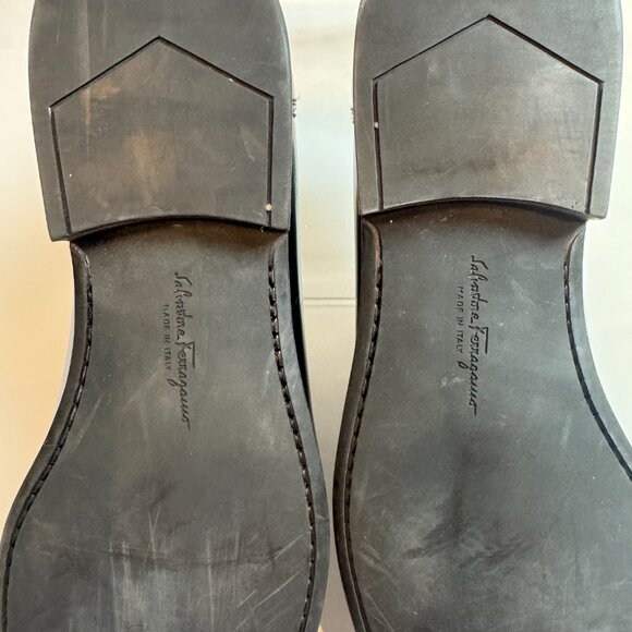 Ferragamo - Black leather loafers main image 8